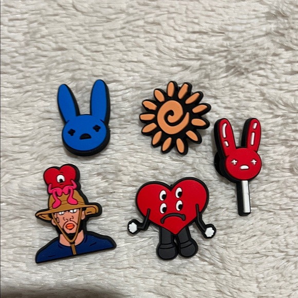 Bad bunny 5 jibbits - Picture 1 of 1